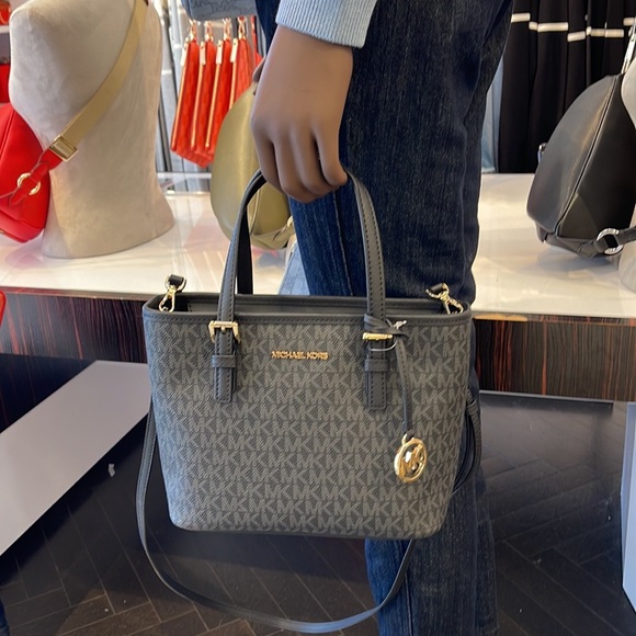 MICHAEL KORS 
Jet Set Travel Extra-Small Logo Top-Zip Tote Bag
Black 
NWT - Picture 6 of 16